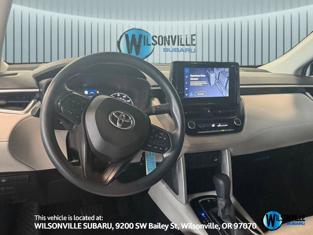 Used 2024 Toyota Corolla Cross L image 15