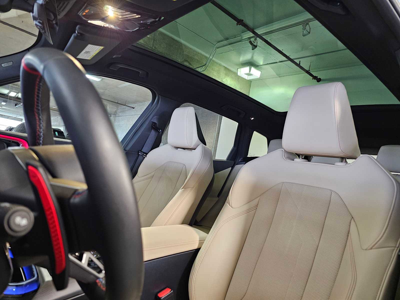 Used 2025 BMW X3 M50 w/ Premium Package image 33