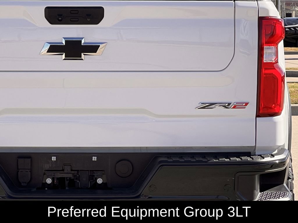 Used 2025 Chevrolet Silverado 1500 ZR2 w/ Technology Package image 5