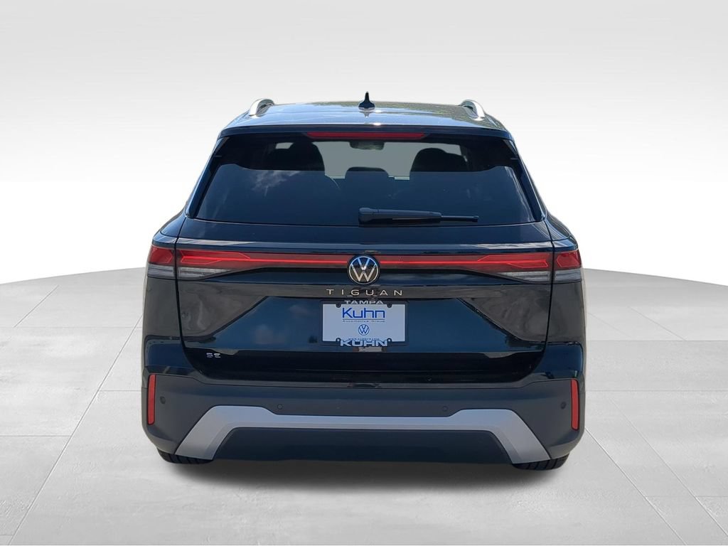 New 2026 Volkswagen Tiguan SE FWD image 4