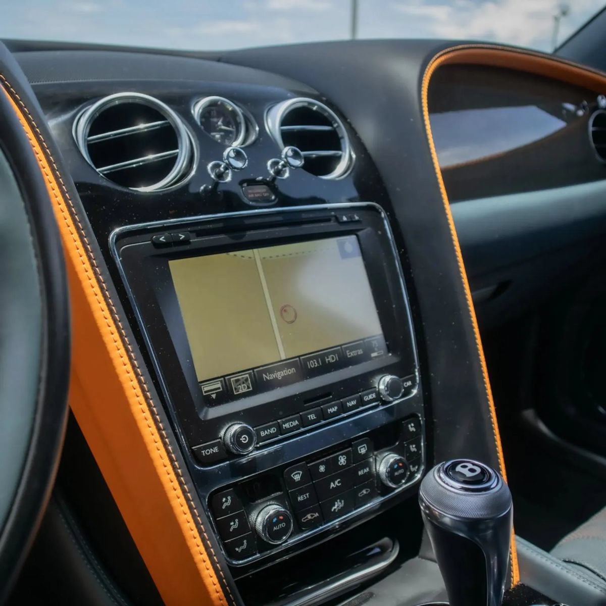 Used 2018 Bentley Flying Spur S V8 AWD/4WD image 47