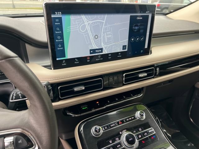 Used 2023 Lincoln Nautilus AWD w/ Premium Package image 13