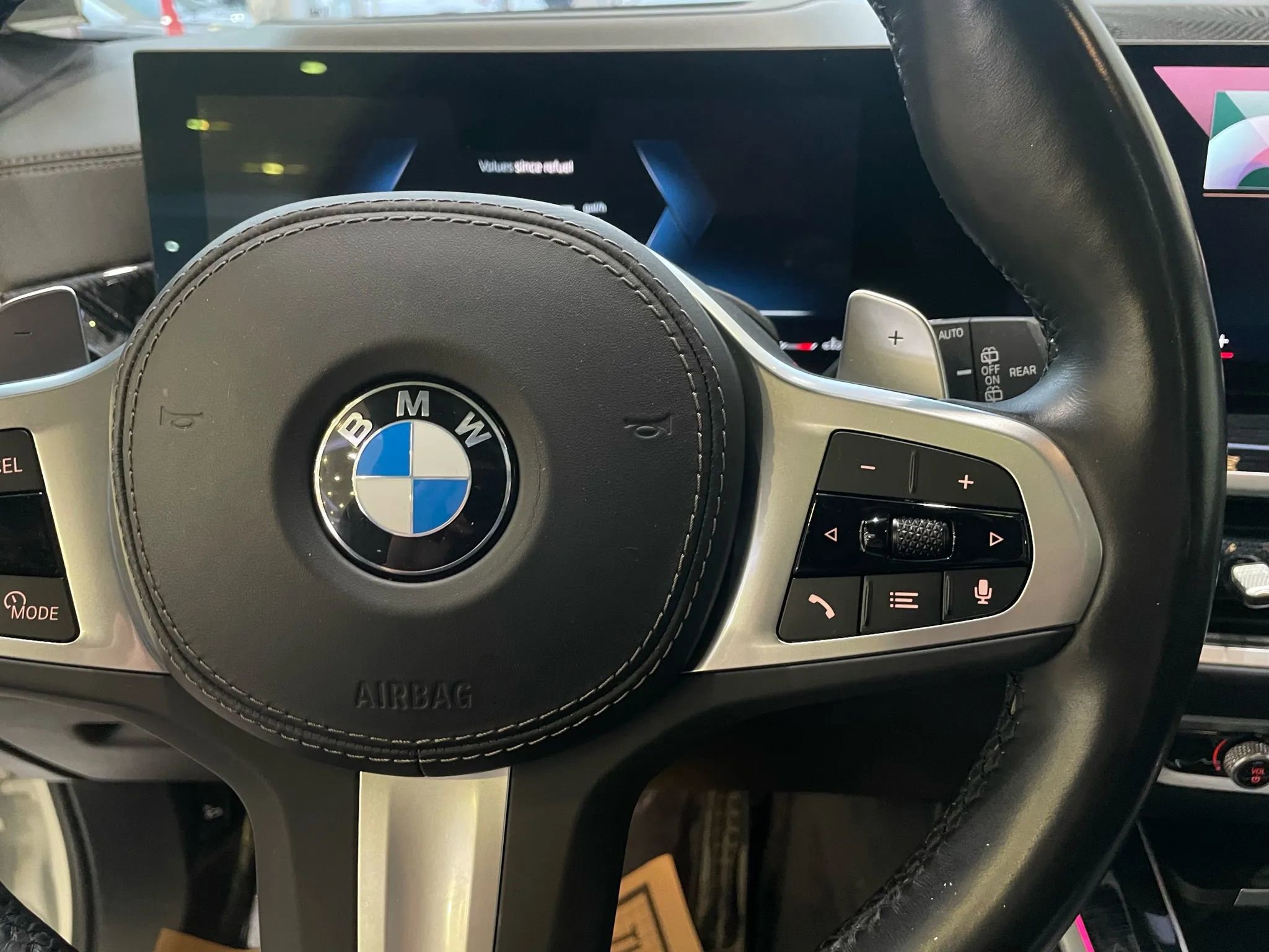 Used 2024 BMW X5 xDrive40i w/ M Sport Package image 11