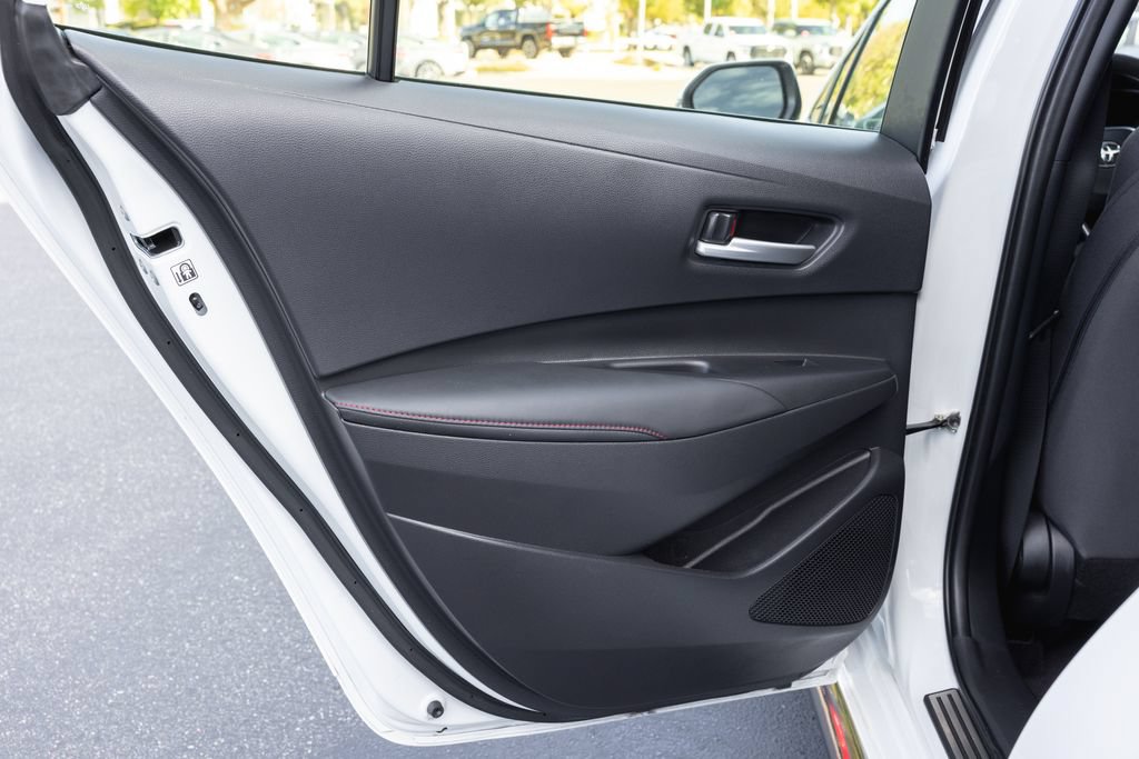 Certified 2023 Toyota Corolla SE w/ SE Premium Package FWD image 31