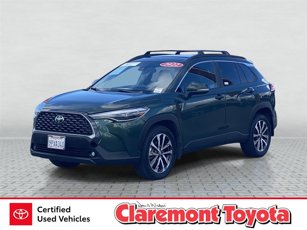 Certified 2022 Toyota Corolla Cross XLE w/ Black Badges Package (TMS)