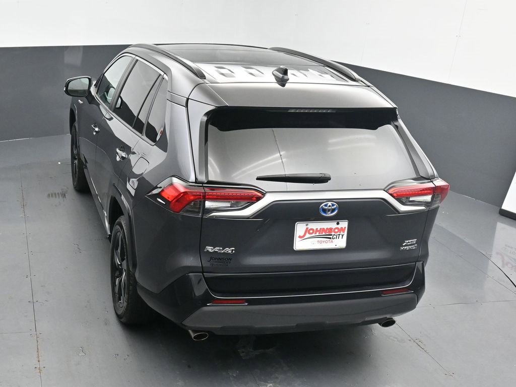 Used 2021 Toyota RAV4 XSE image 32