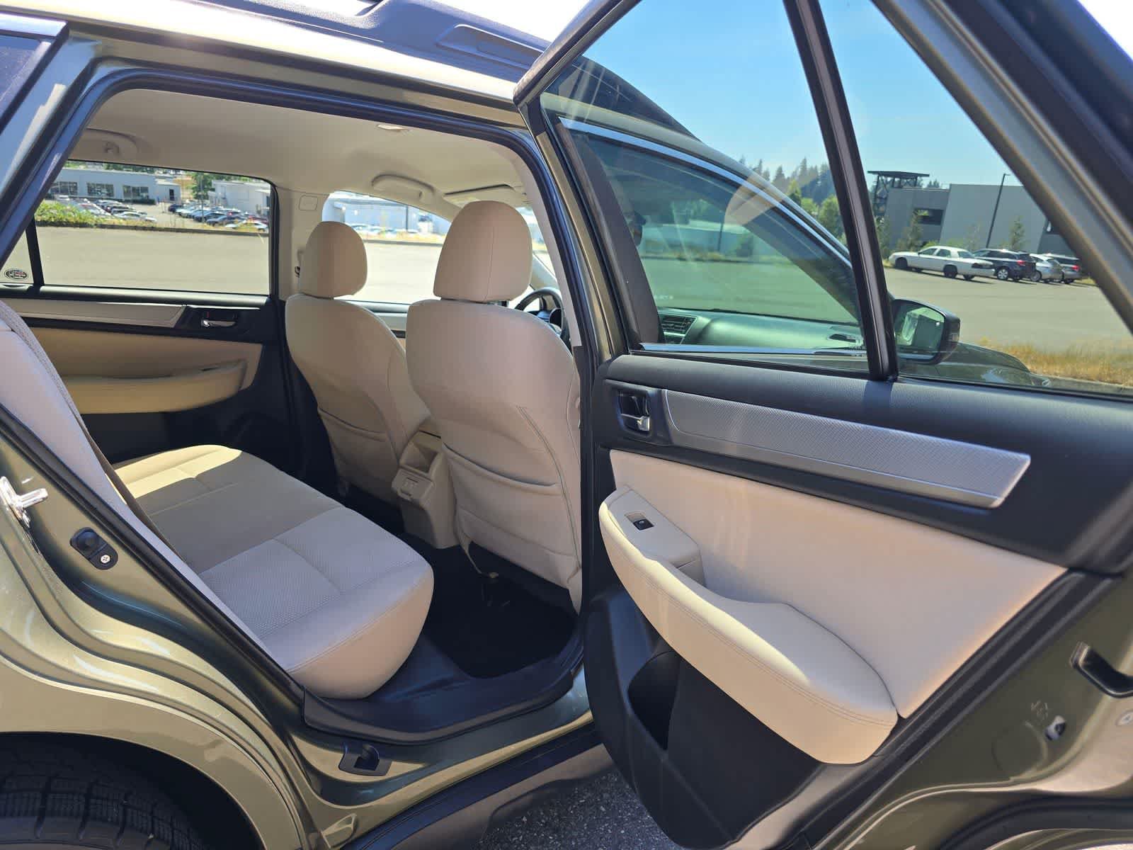 Used 2019 Subaru Outback 2.5i Premium AWD/4WD image 14
