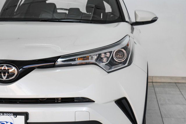 Used 2019 Toyota C-HR LE image 43