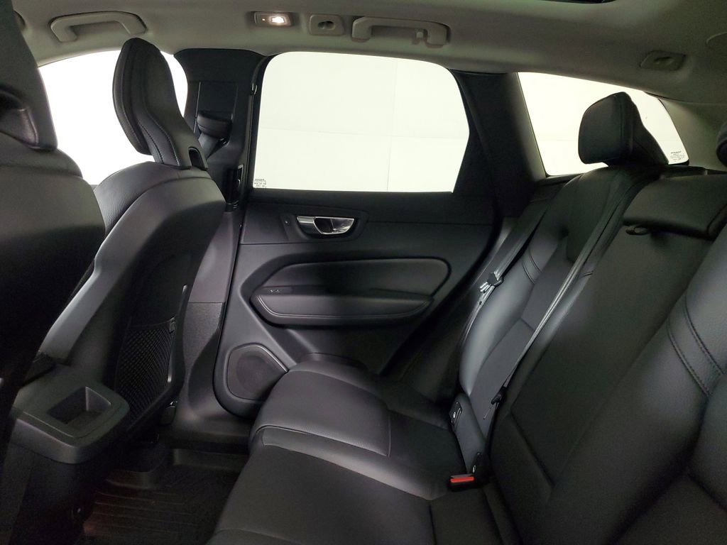 Certified 2023 Volvo XC60 B5 Plus w/ Protection Package Premier image 14