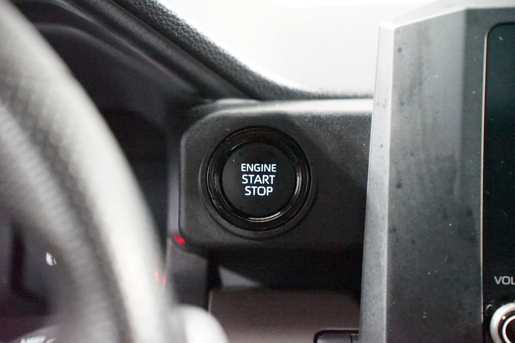 Certified 2025 Toyota Tacoma SR5 RWD image 18