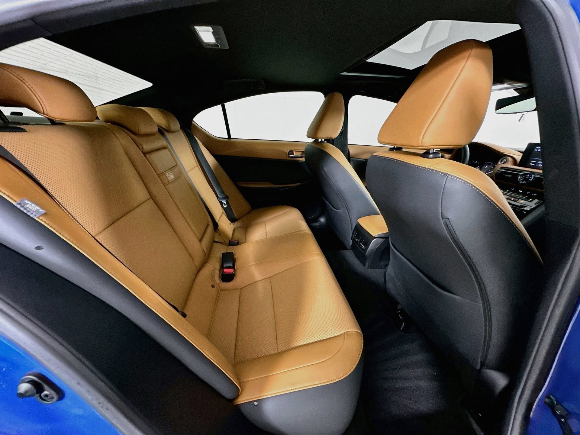 Used 2023 Lexus IS 300 w/ Premium Package RWD image 29