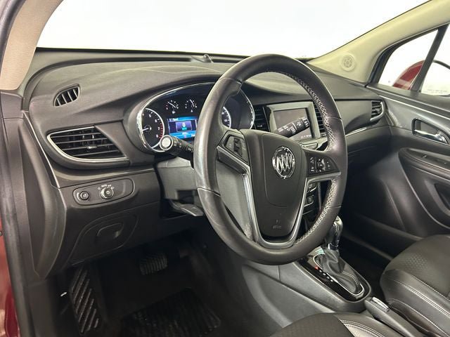 Used 2022 Buick Encore Preferred AWD/4WD image 14