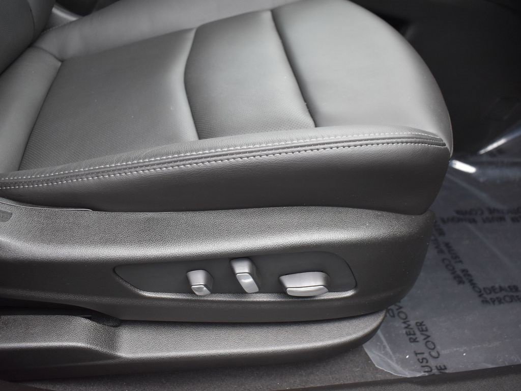 Certified 2024 Cadillac XT6 Premium Luxury w/ LPO, Floor Liner Package image 36