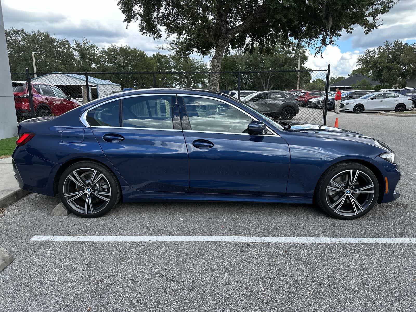Used 2024 BMW 330i Sedan w/ Premium Package RWD image 10