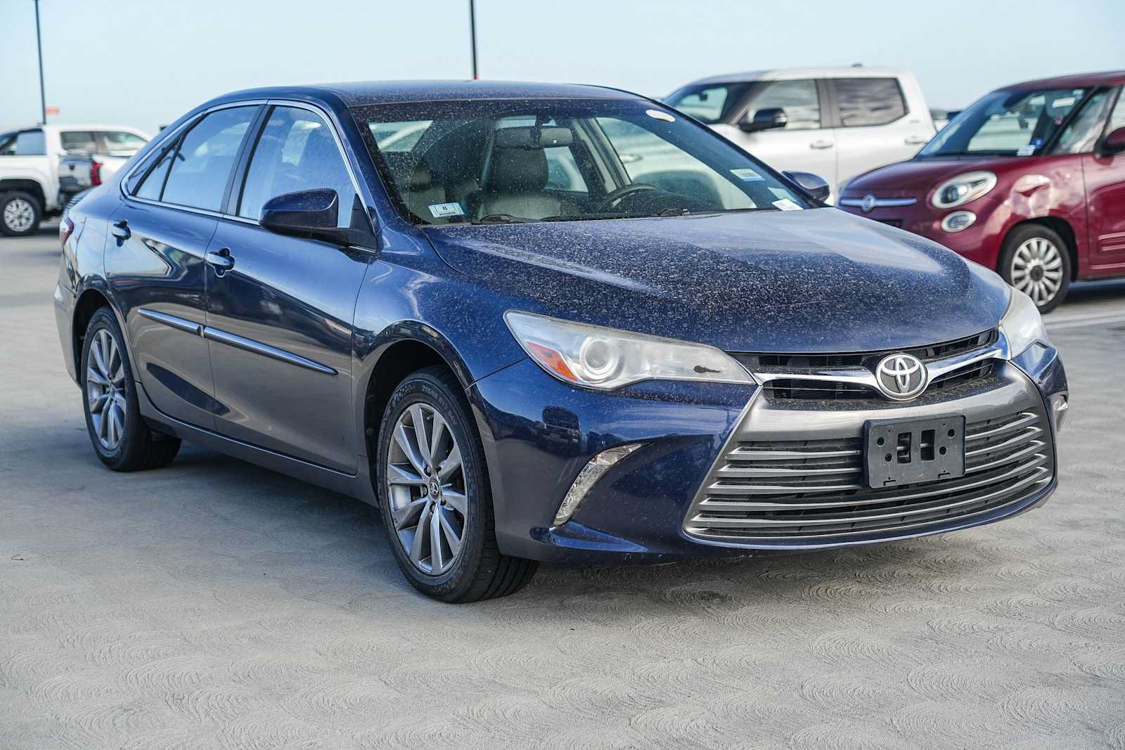 Used 2017 Toyota Camry XLE w/ Convenience Package FWD image 5