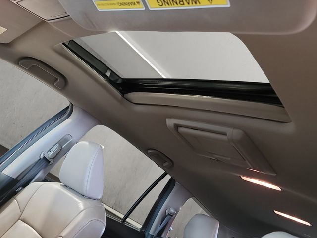 Used 2017 Honda Pilot Touring image 11