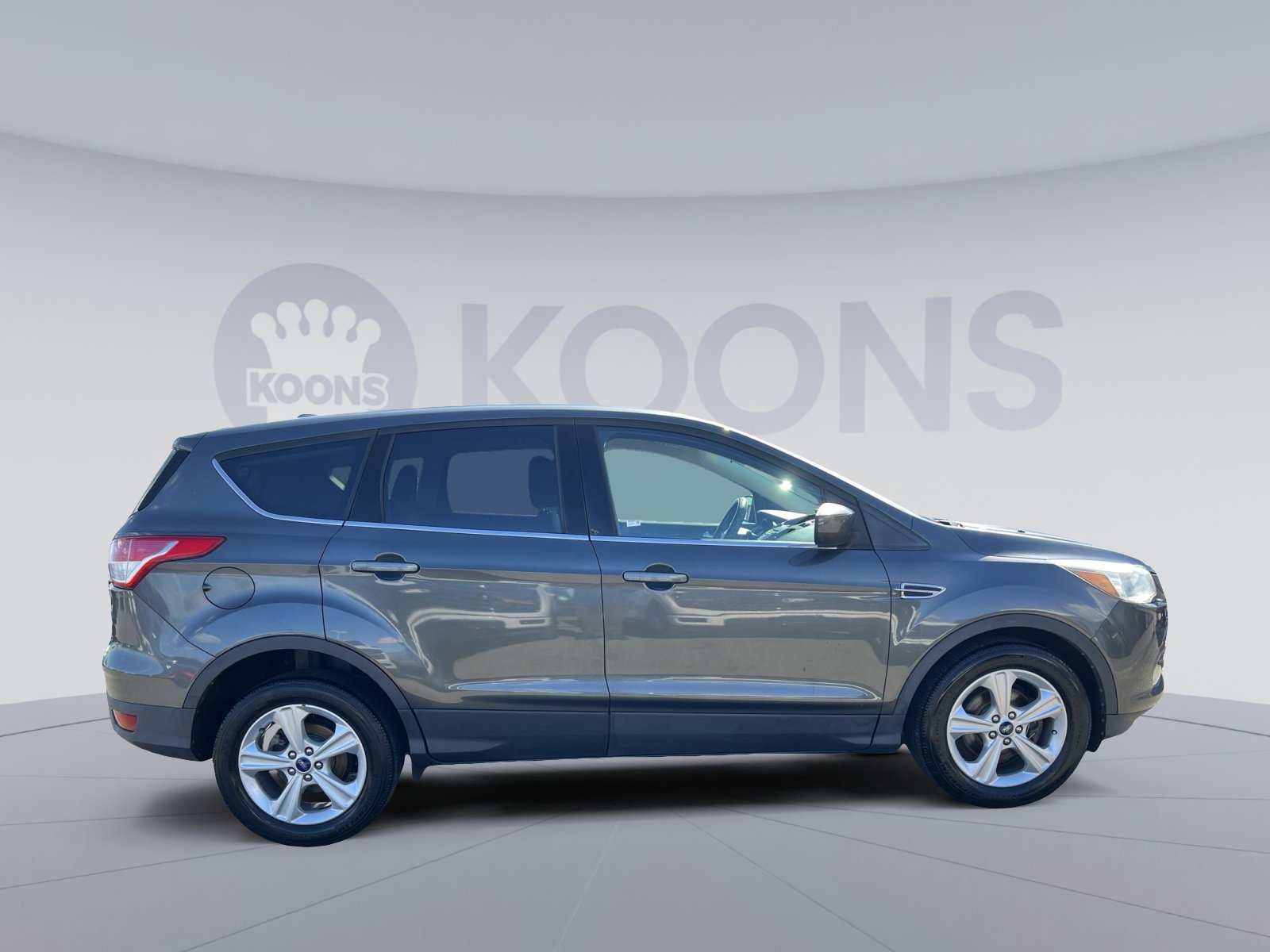Used 2016 Ford Escape SE image 8
