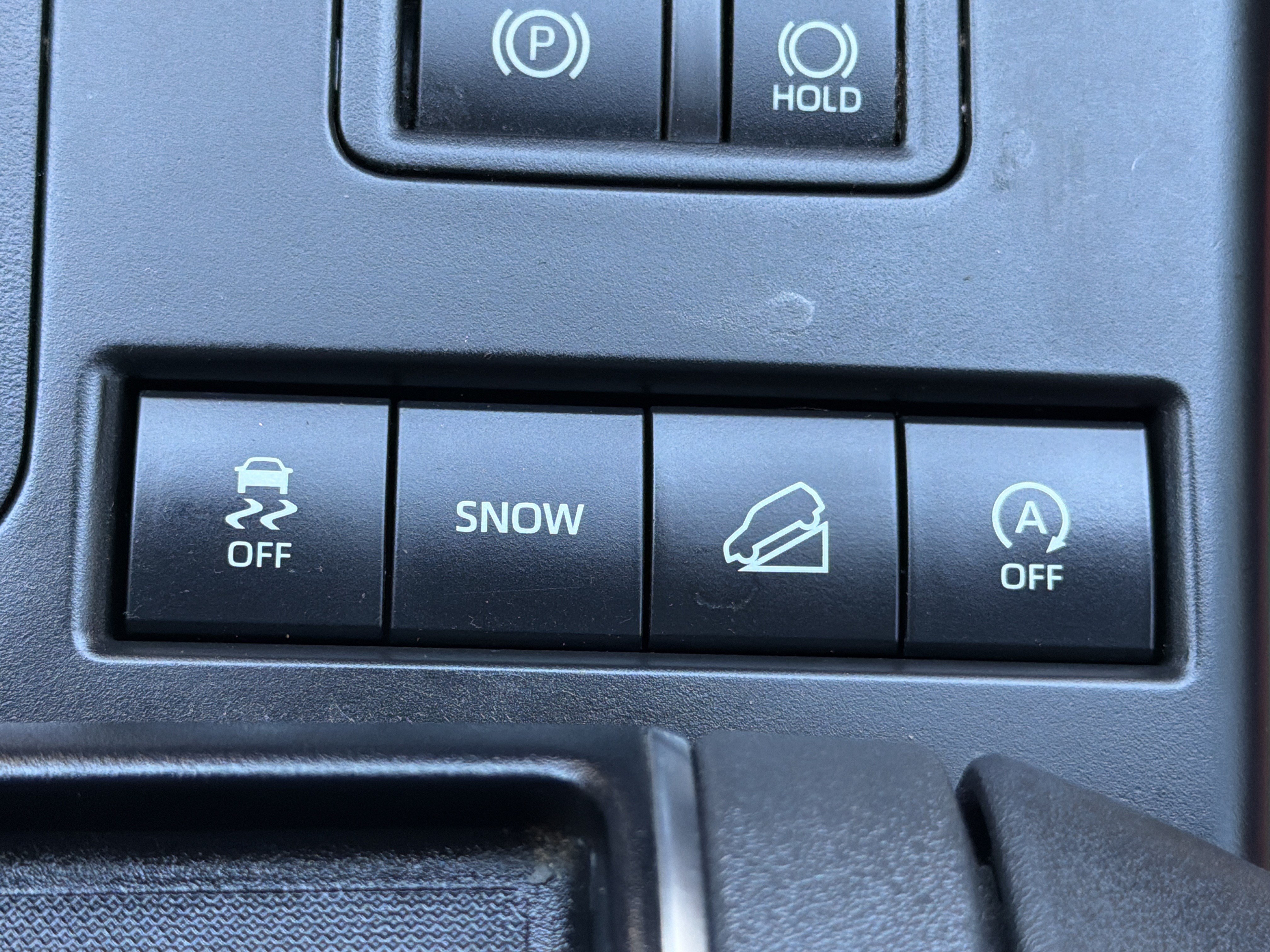 Used 2021 Toyota Highlander XSE AWD/4WD image 10
