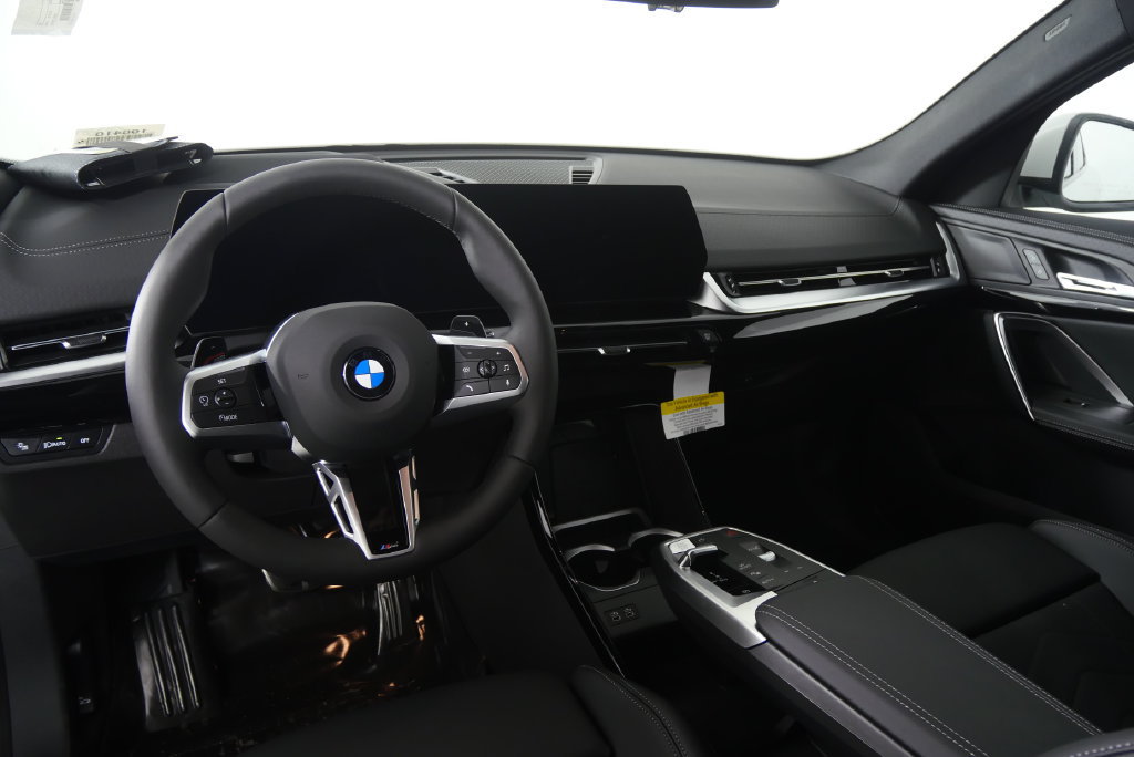 Used 2026 BMW X2 xDrive28i w/ Technology Package AWD/4WD image 17