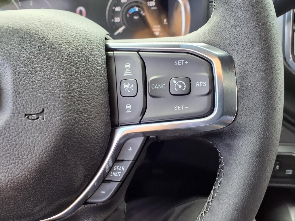 New 2027 RAM 3500 Laramie AWD/4WD image 13