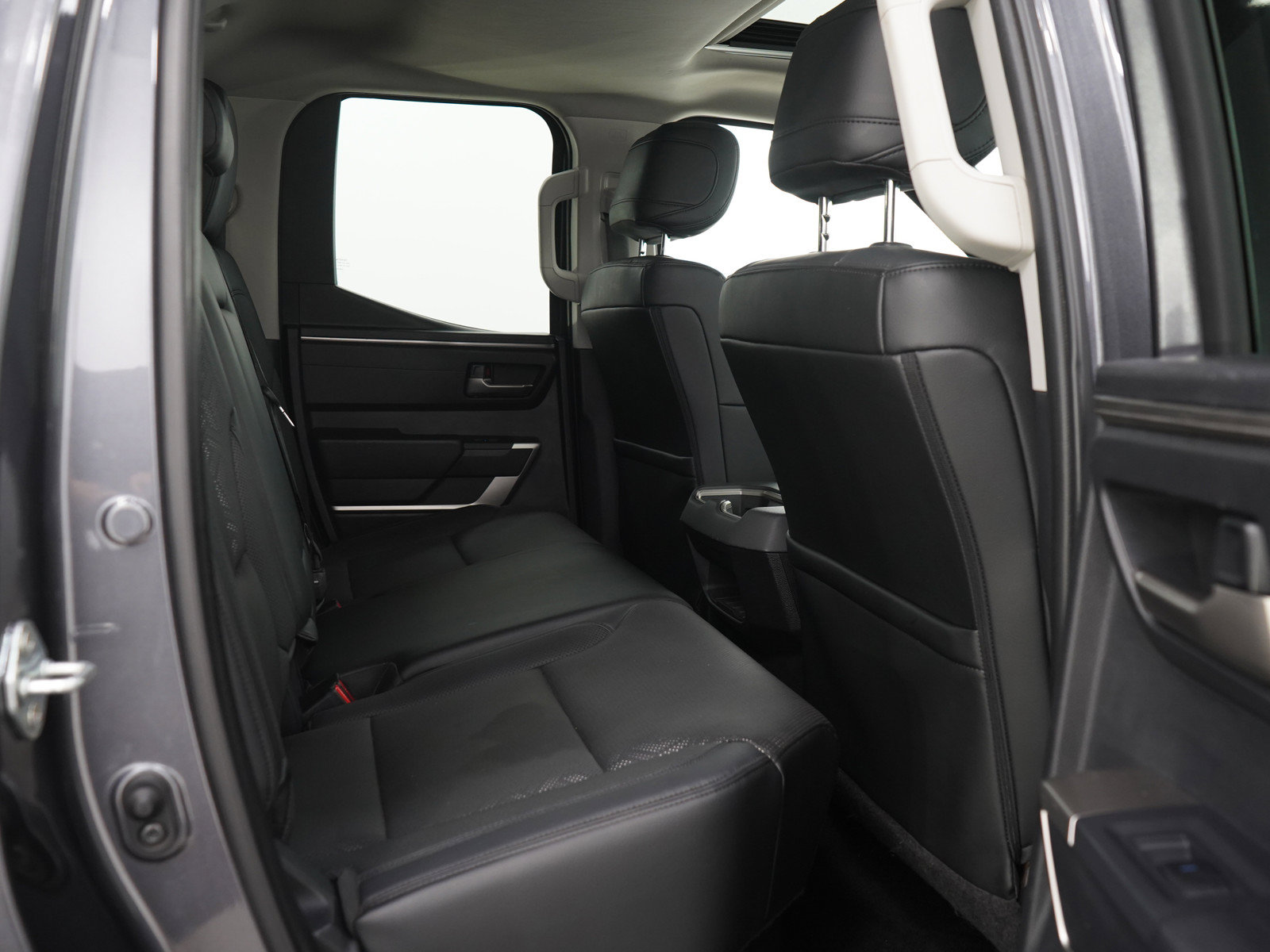 Used 2022 Toyota Tundra Limited AWD/4WD image 14