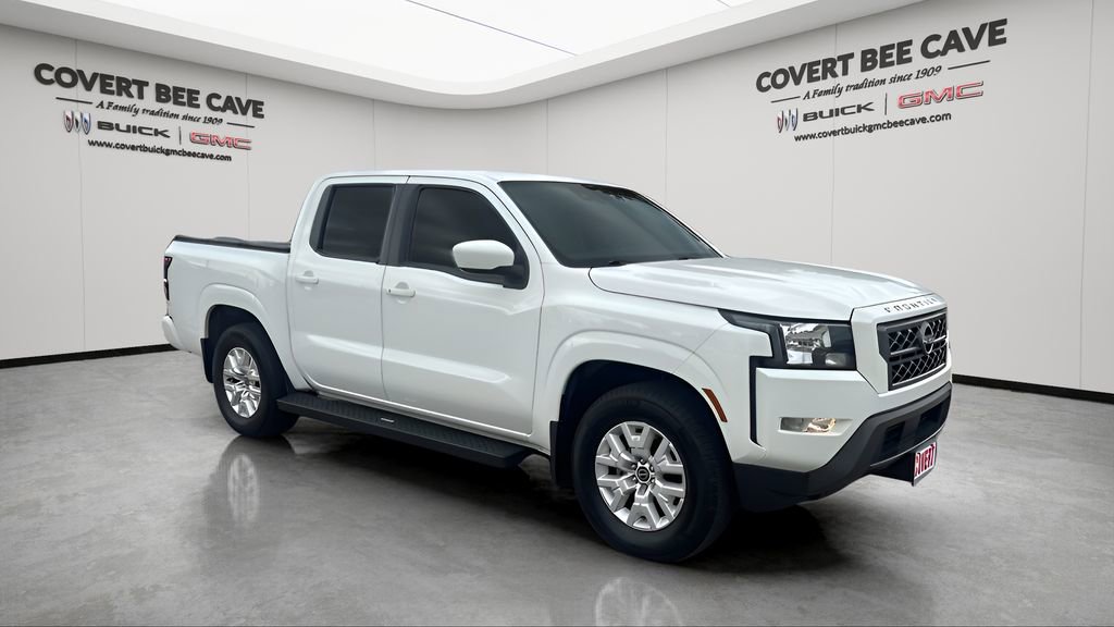 Used 2022 Nissan Frontier SV image 1