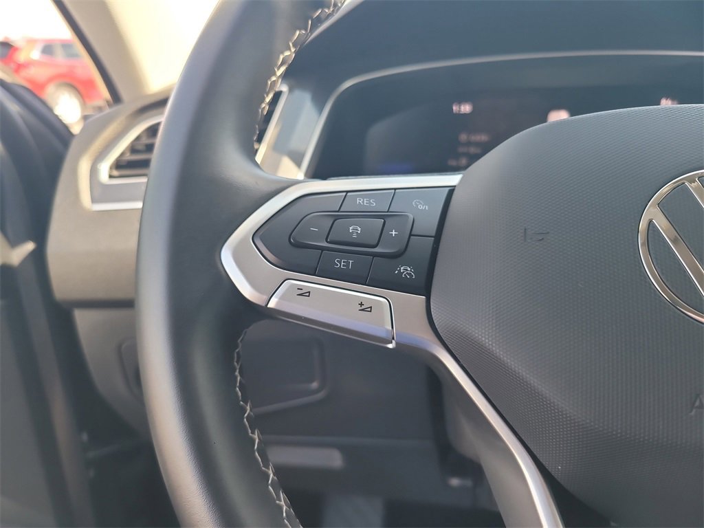 Used 2024 Volkswagen Tiguan S image 13