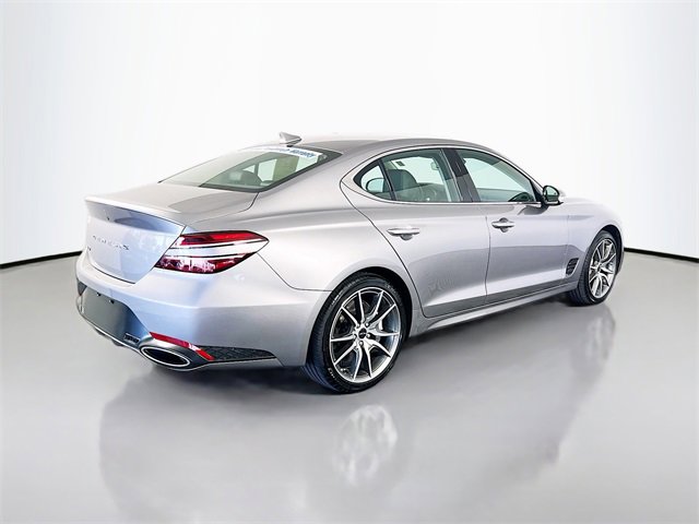 Used 2025 Genesis G70 2.5T image 7