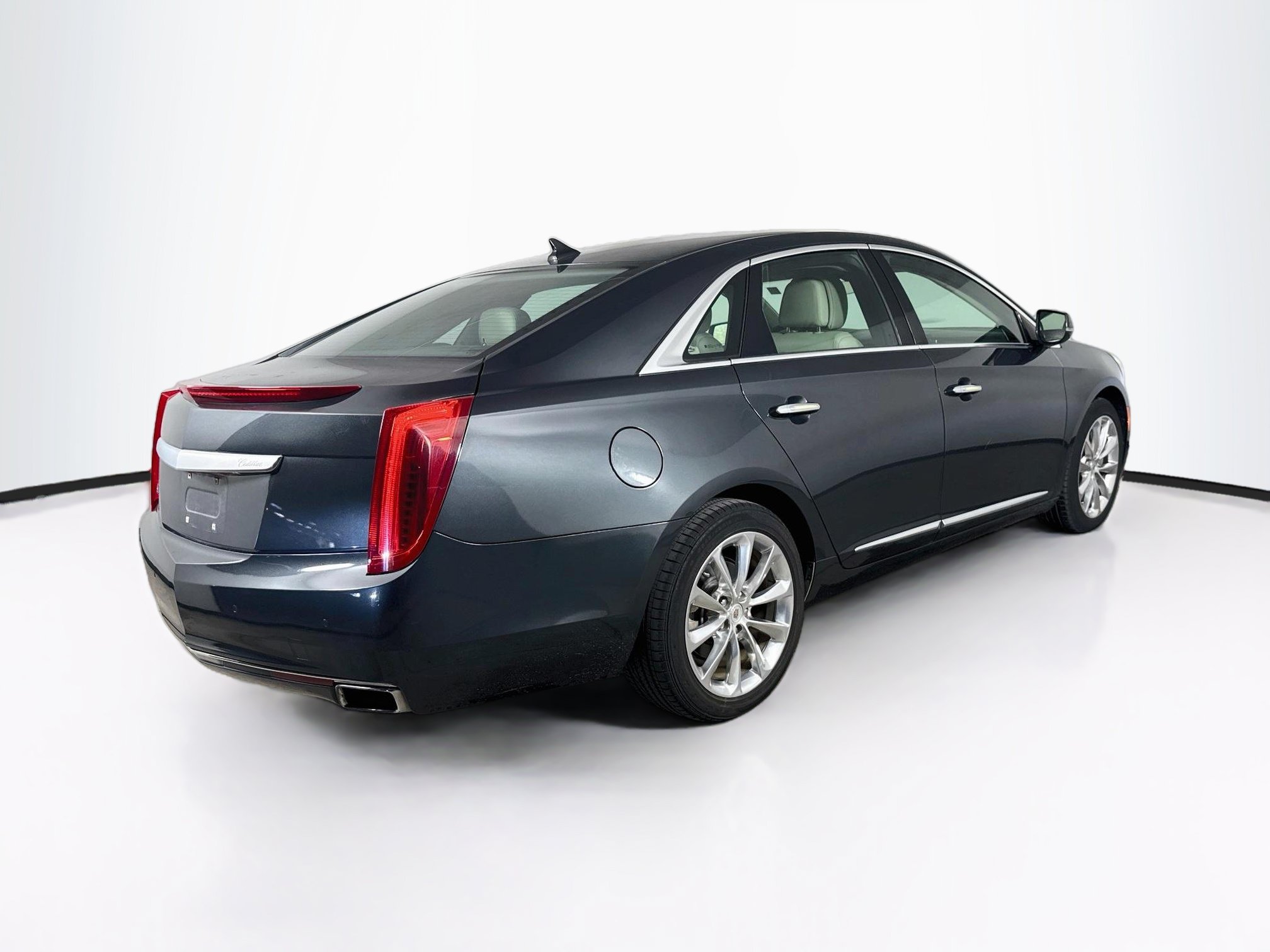 Used 2014 Cadillac XTS Luxury AWD/4WD image 31