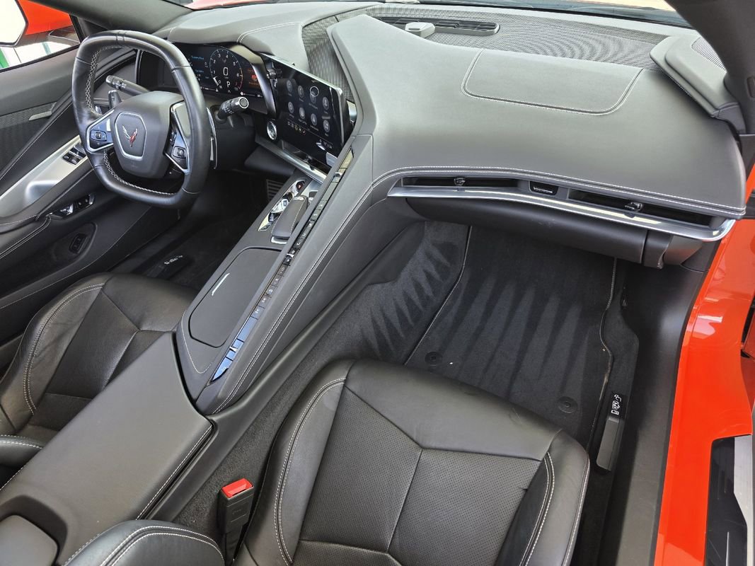 Used 2020 Chevrolet Corvette Stingray Coupe w/ Z51 Performance Package image 23
