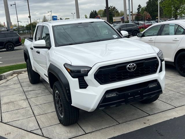 Used 2024 Toyota Tacoma TRD Off-Road AWD/4WD image 5