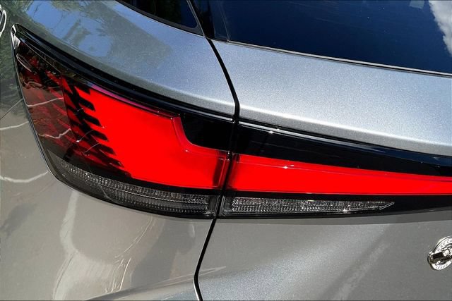 Used 2024 Lexus RX 350 Premium w/ Accessory Package (Z1) AWD/4WD image 23