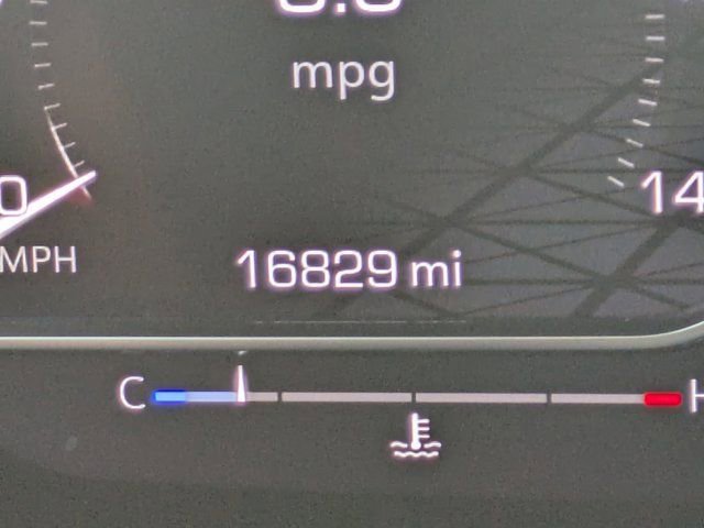 Used 2024 GMC Yukon XL Denali Ultimate image 23