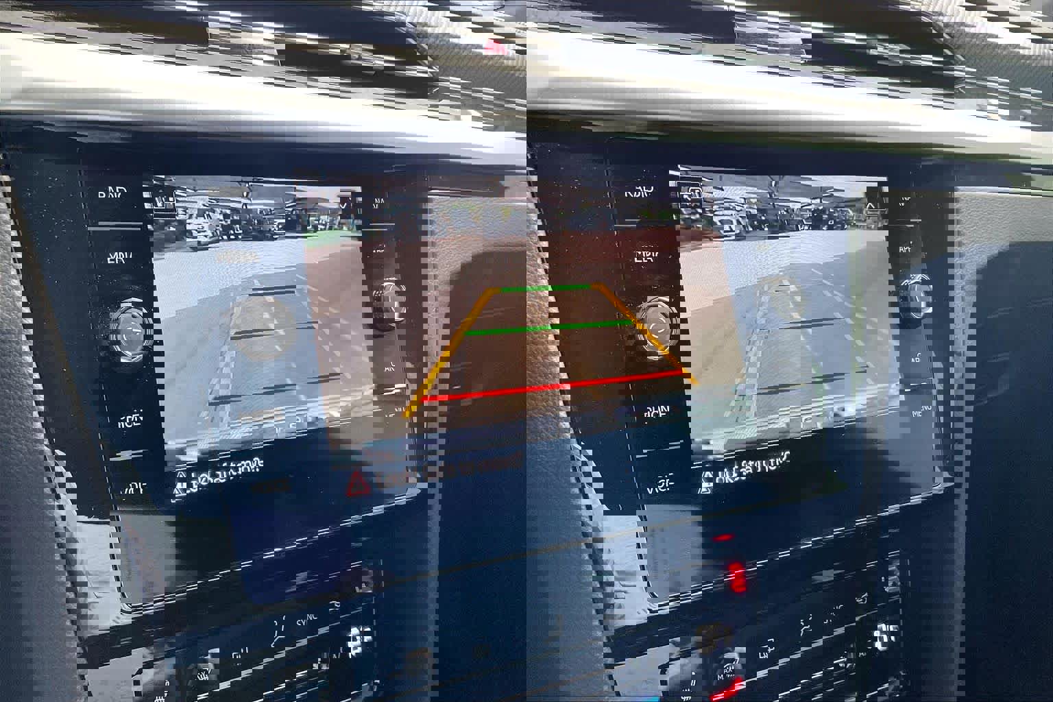 Used 2023 Volkswagen Arteon SEL w/ Arteon MDO Package image 27