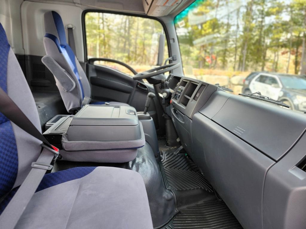 New 2026 Chevrolet Low Cab Forward 6500XD RWD image 9