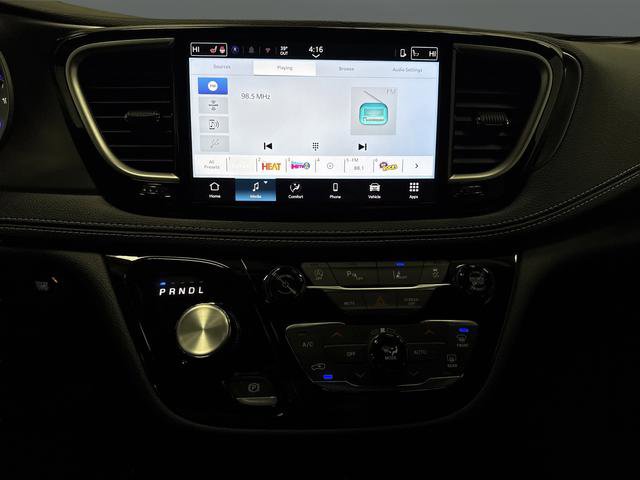 New 2026 Chrysler Pacifica Select w/ S Appearance Package image 8