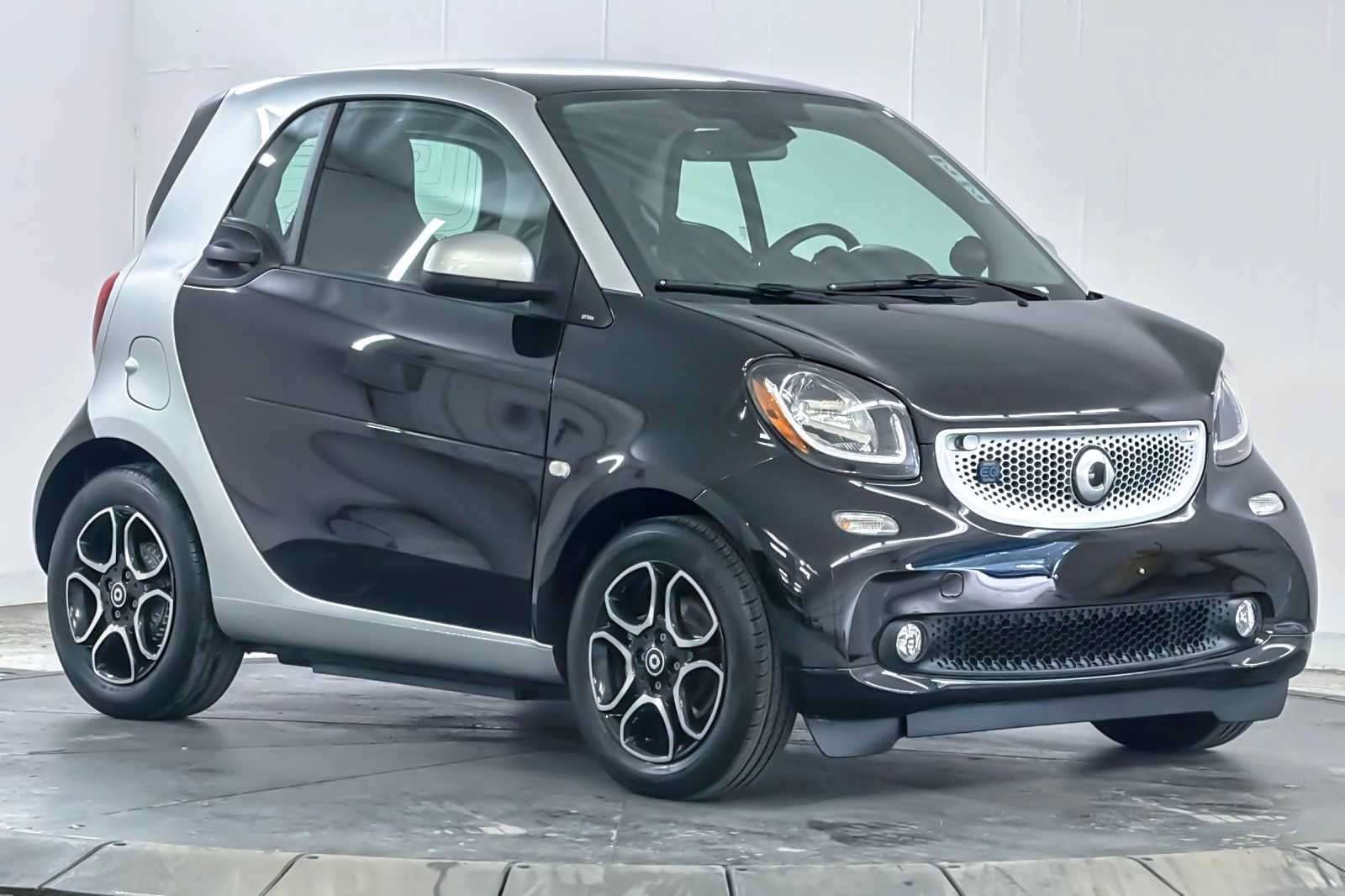 Used 2018 smart fortwo electric drive image 8