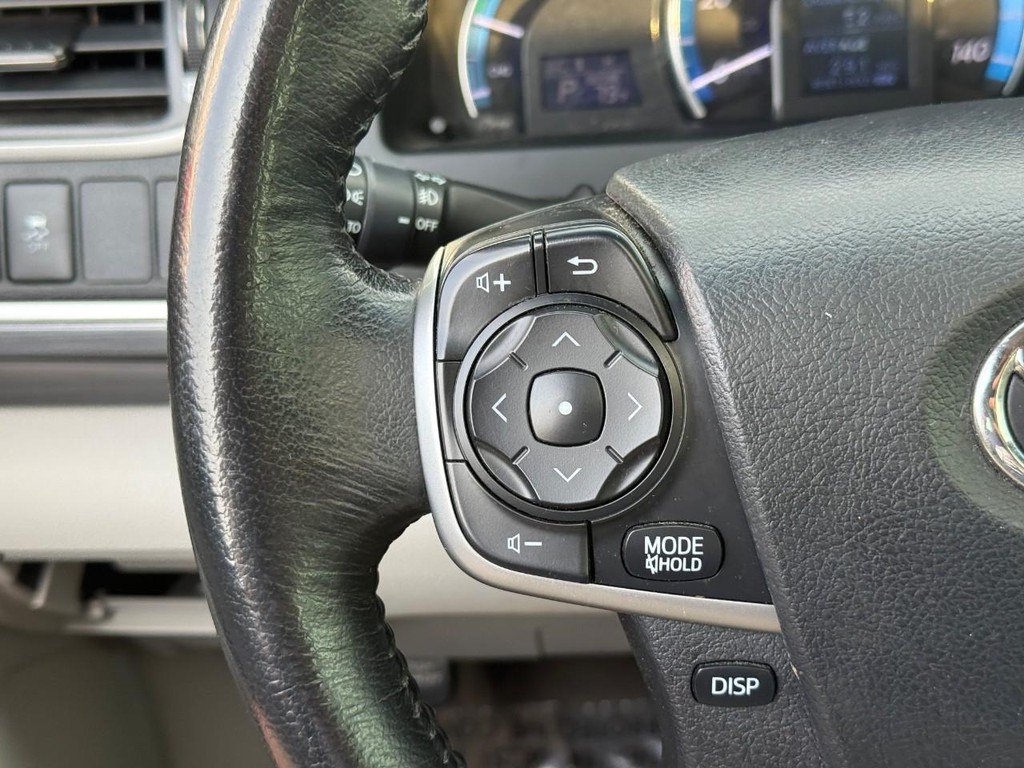 Used 2014 Toyota Camry XLE w/ Leather Package FWD image 21