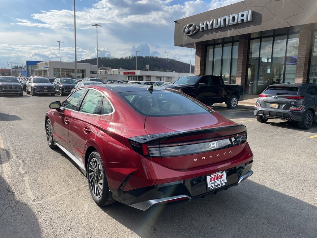 New 2026 Hyundai Sonata Limited FWD image 5