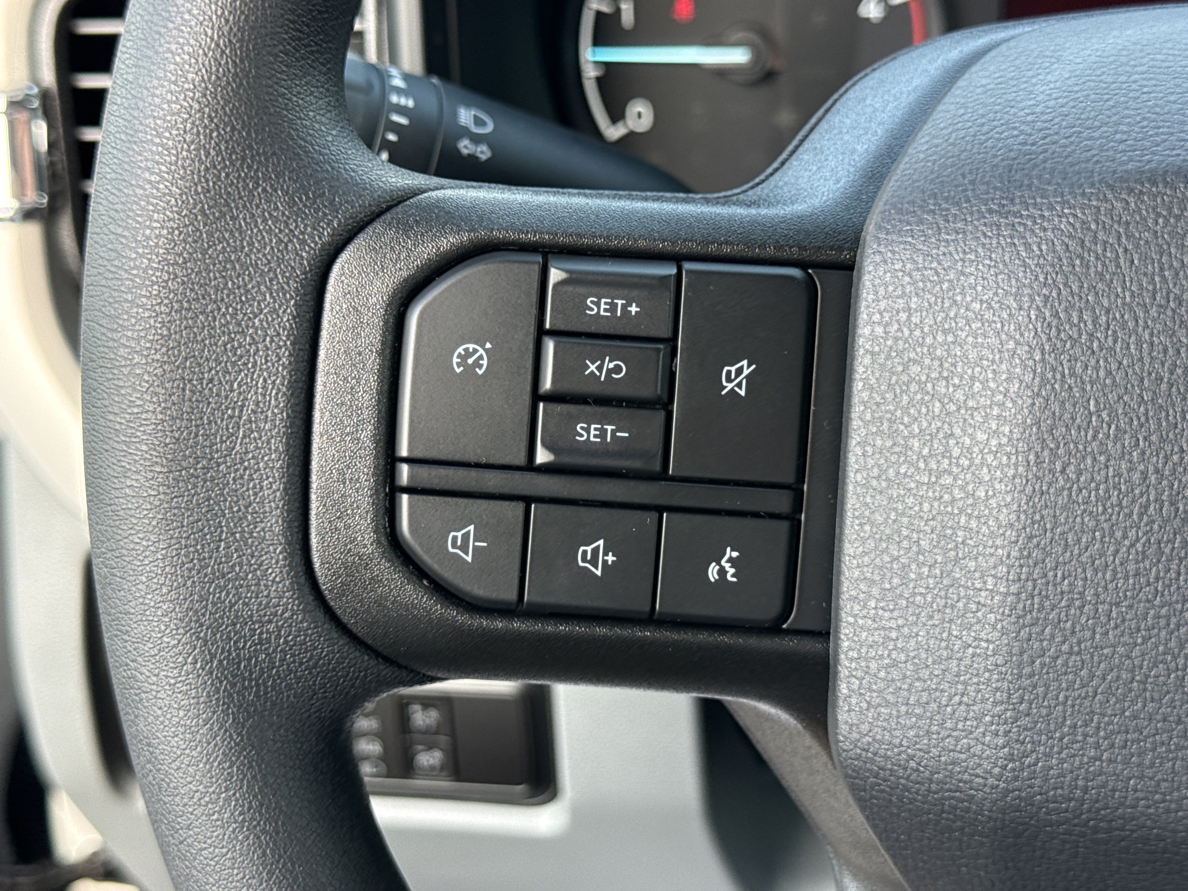 New 2026 Ford F350 XL w/ STX Appearance Package AWD/4WD image 23