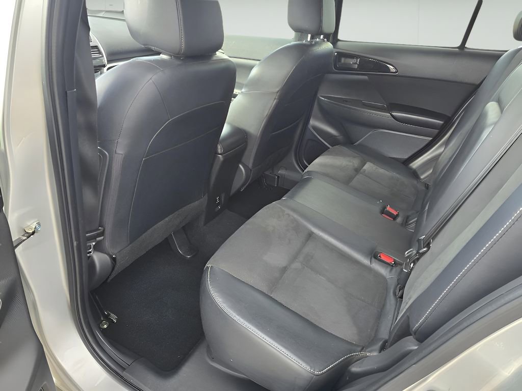 Used 2022 Mitsubishi Eclipse Cross SE image 15