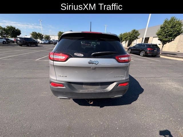 Used 2016 Jeep Cherokee Limited AWD/4WD image 4