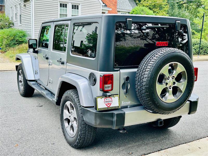 Used 2018 Jeep Wrangler Unlimited Sahara w/ Connectivity Group image 12