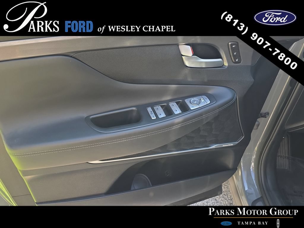 Used 2021 Hyundai Santa Fe Calligraphy AWD/4WD image 16