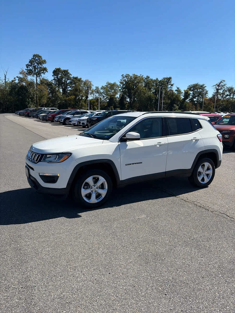 Used 2018 Jeep Compass Latitude w/ Popular Equipment Group AWD/4WD image 13