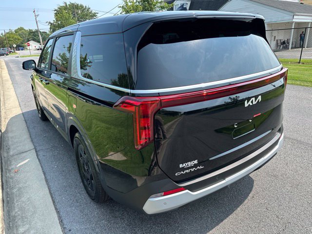New 2026 Kia Carnival FWD image 14