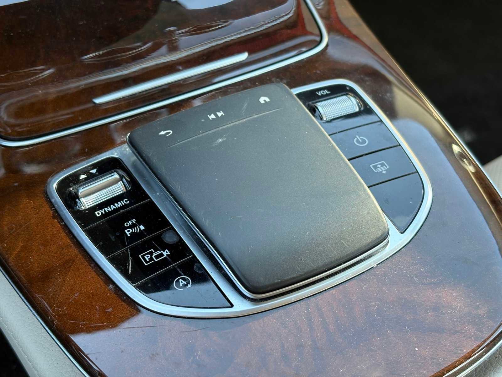 Certified 2022 Mercedes-Benz E 450 4MATIC Sedan image 17