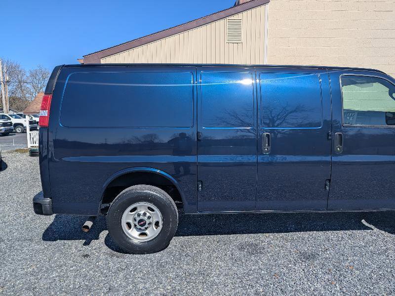 Used 2017 GMC Savana 2500 RWD image 7
