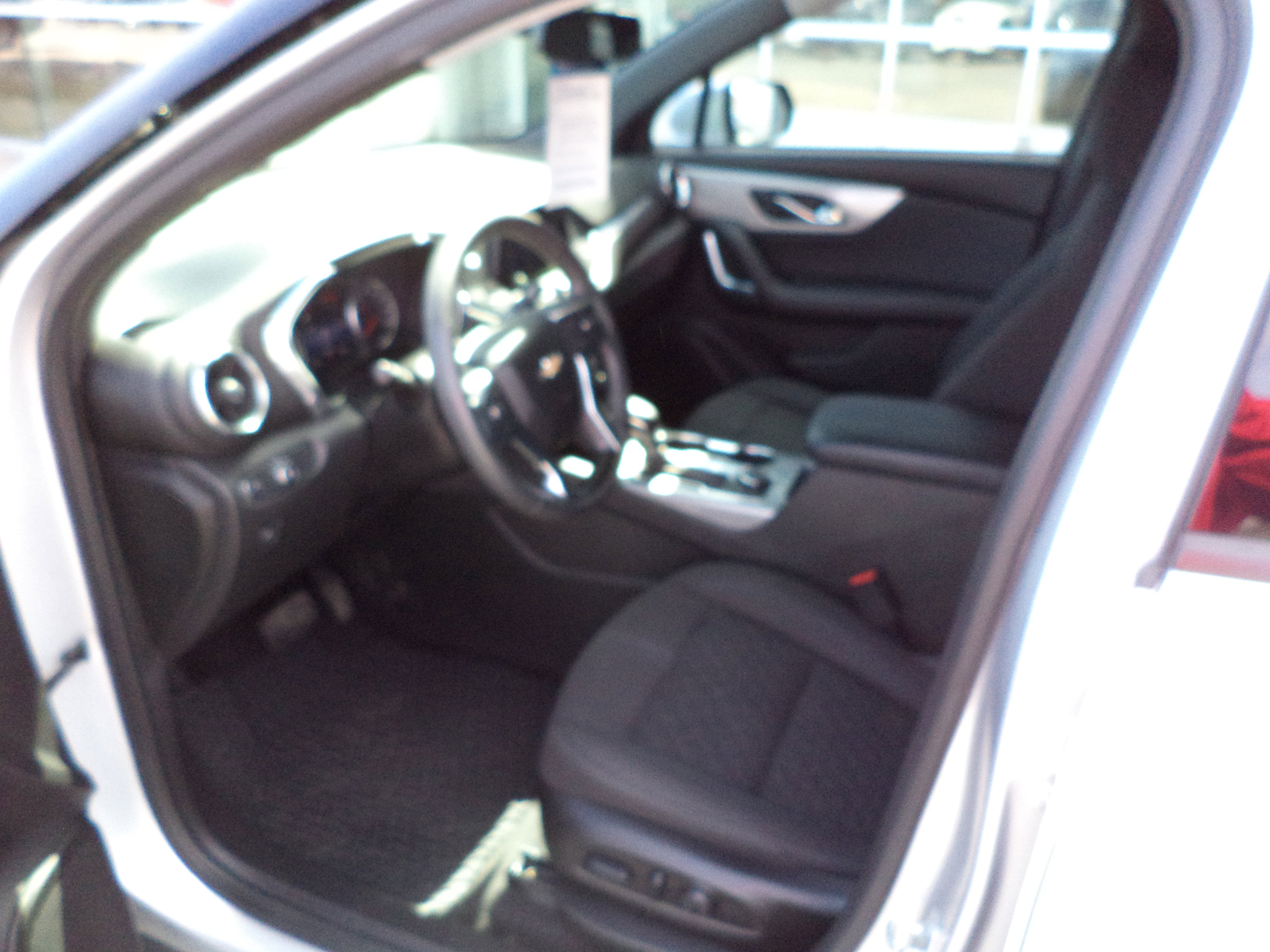 Used 2021 Chevrolet Blazer LT AWD/4WD image 2