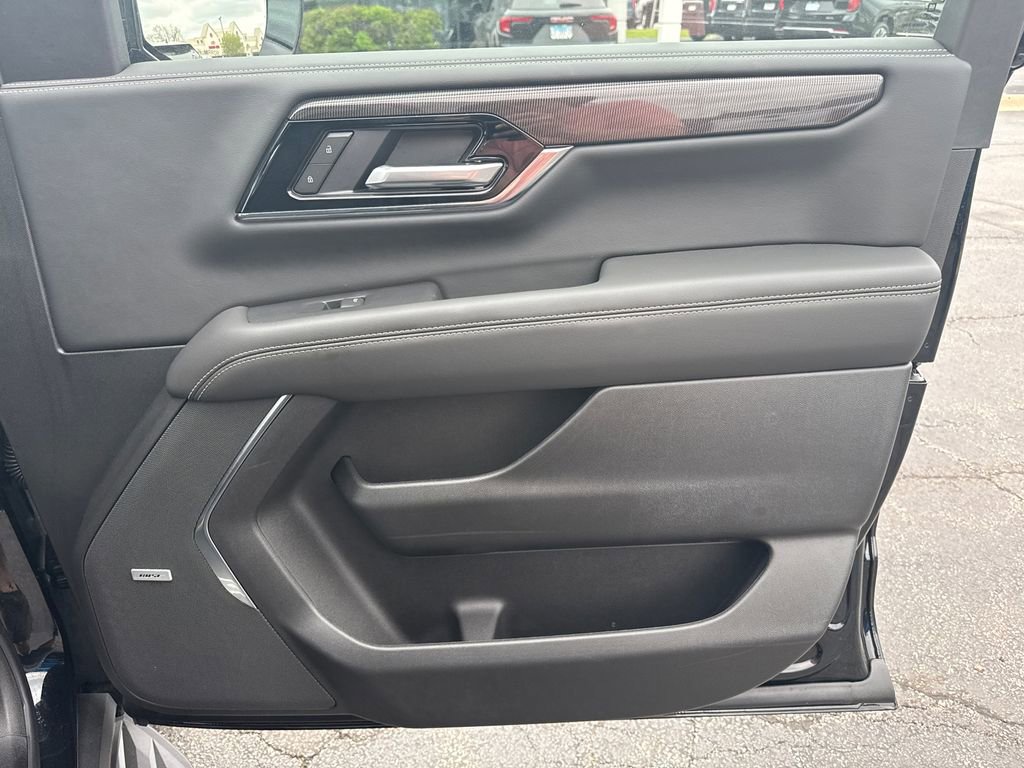 Certified 2026 GMC Yukon Elevation w/ Elevation Premium Package AWD/4WD image 41